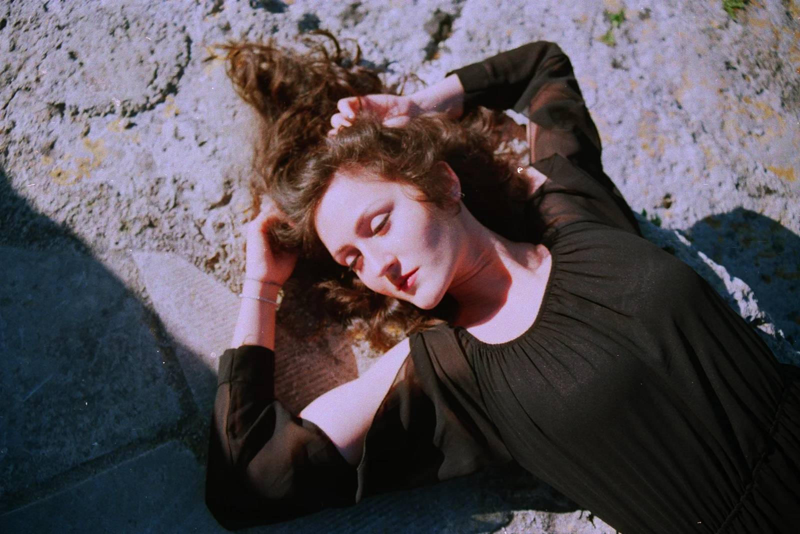 Despair is a siren — photograph 4
