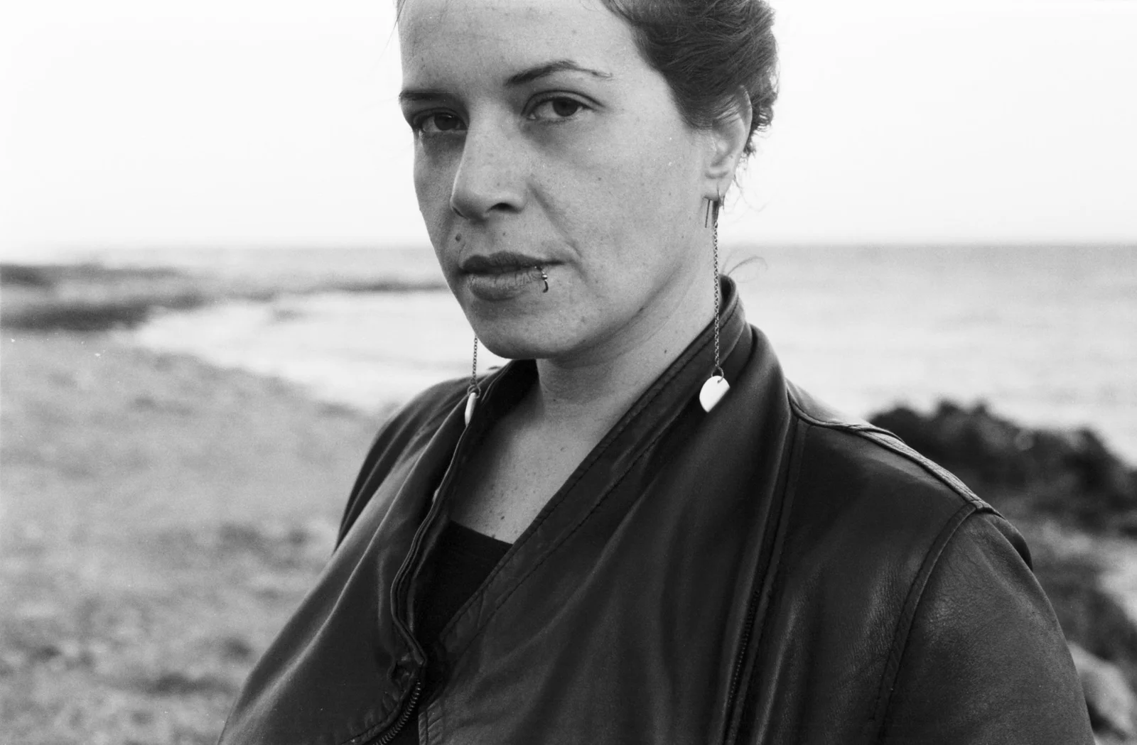Vivienne - Ceramic Art — Black & White — photograph 7
