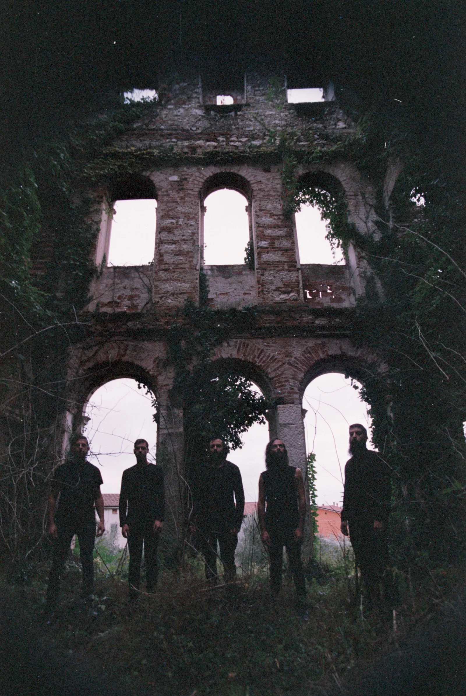 Die Sünde - Strega — photograph 12