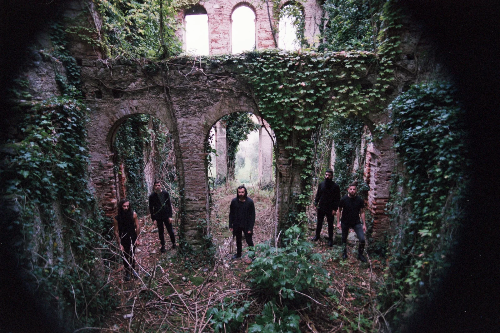 Die Sünde - Strega — photograph 19